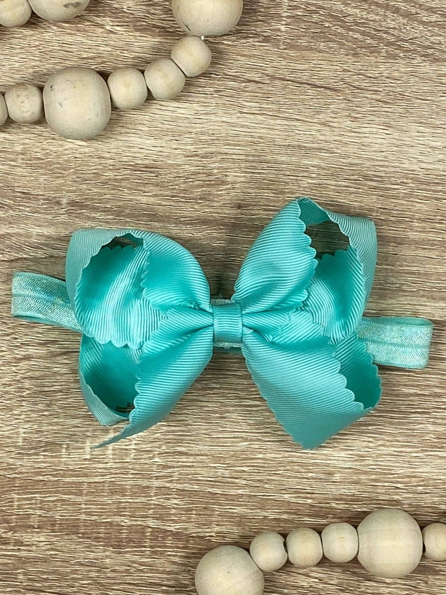 4.5" Classic Scalloped Hair Bow | Headband