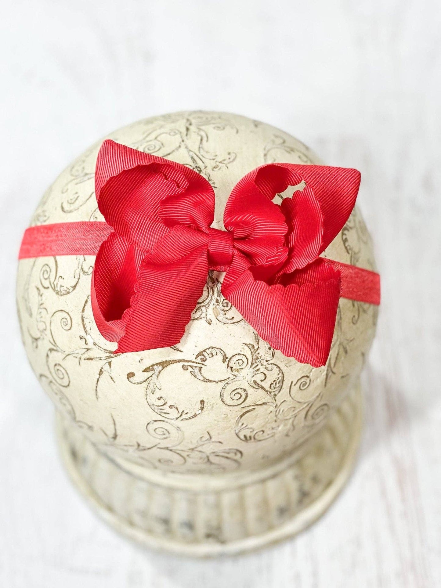 4.5" Classic Scalloped Hair Bow | Headband
