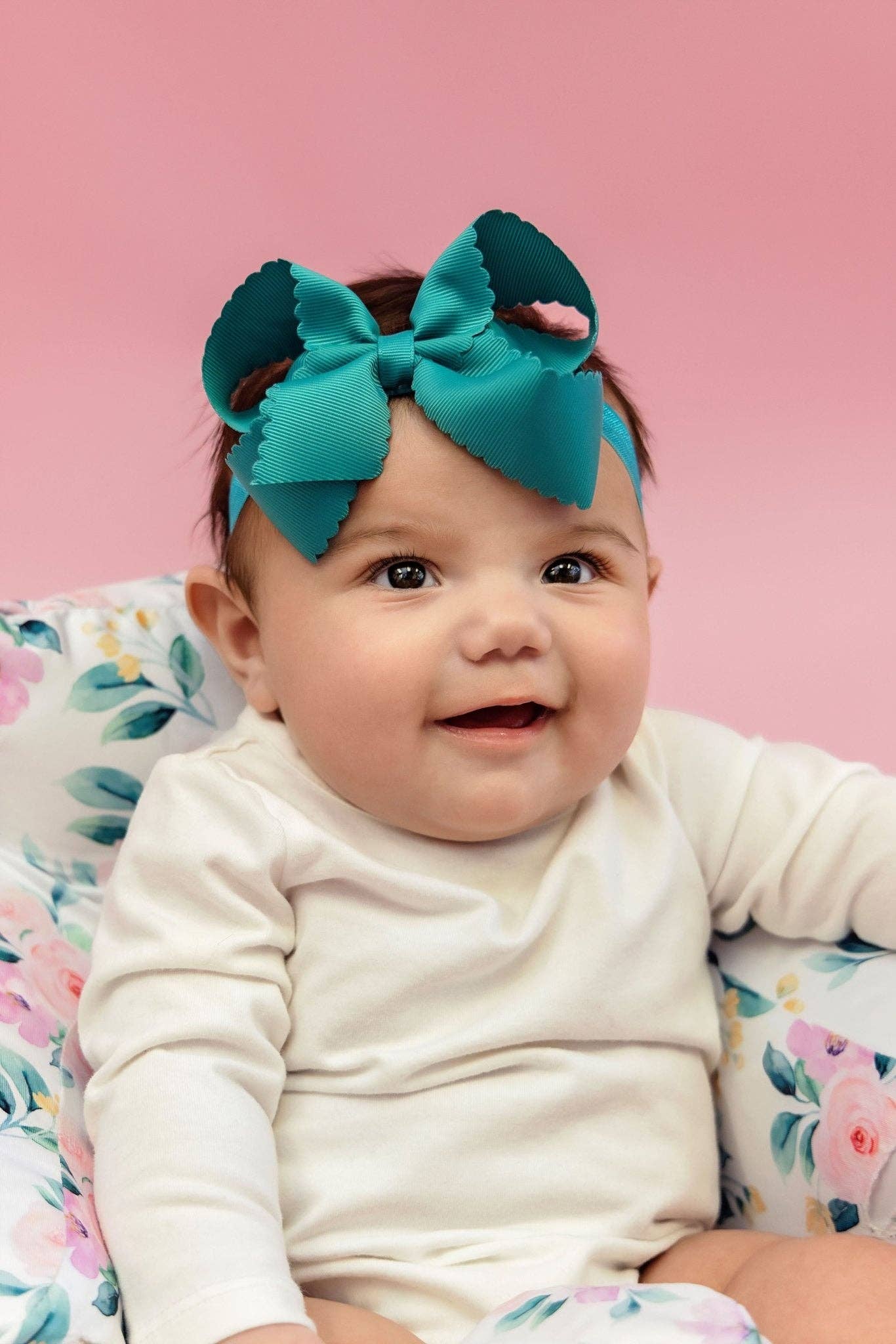 4.5" Classic Scalloped Hair Bow | Headband