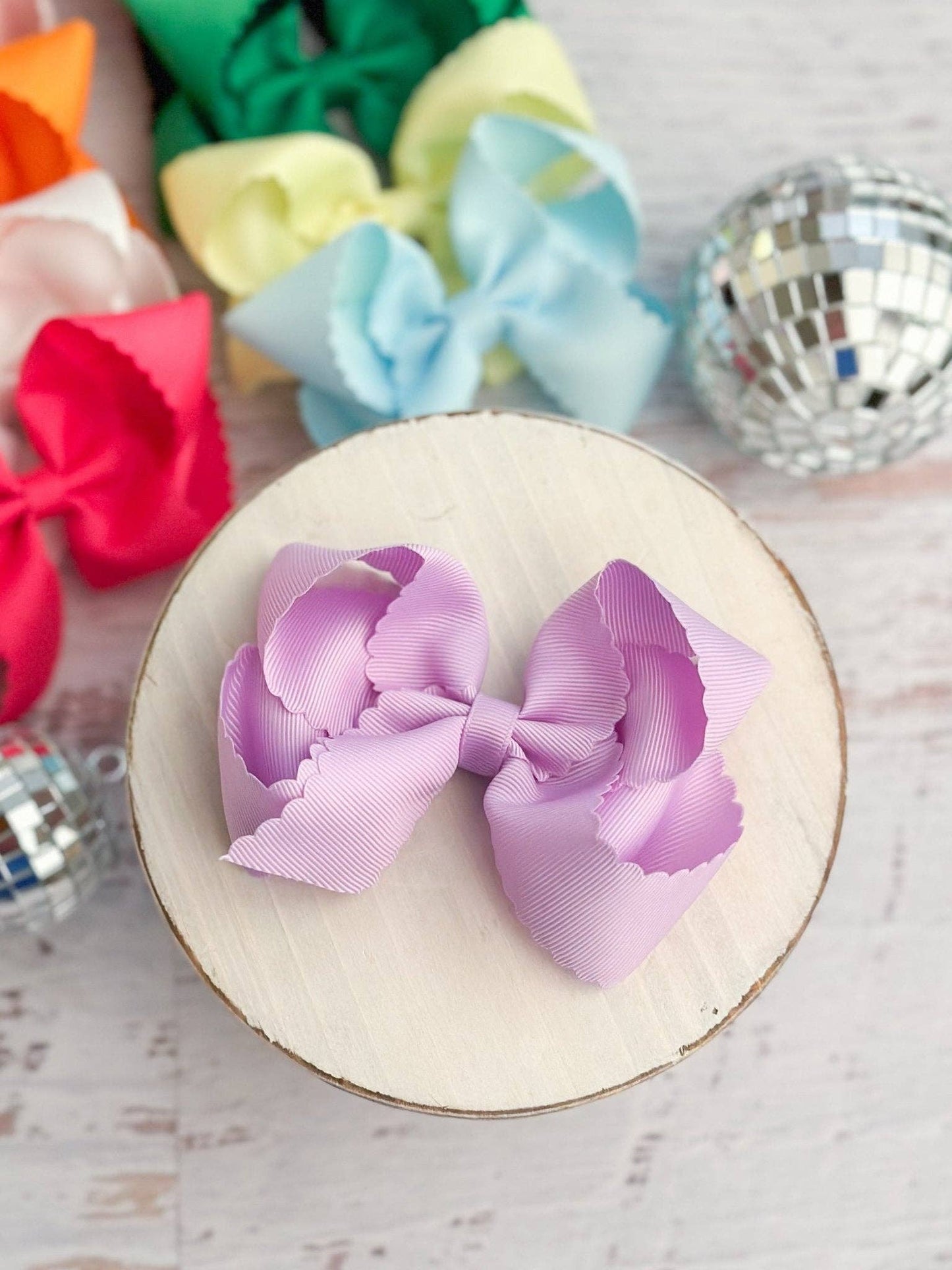 4.5" Classic Scalloped Hair Bow | Headband