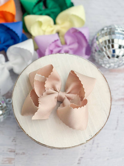 4.5" Classic Scalloped Hair Bow | Headband