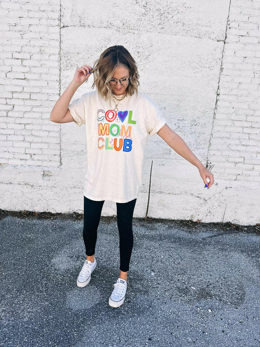 funky cool mom graphic tee