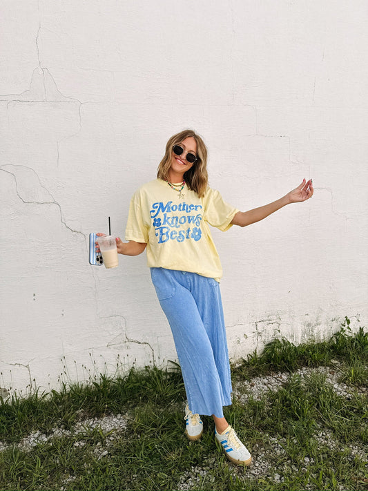 mother knows best graphic tee