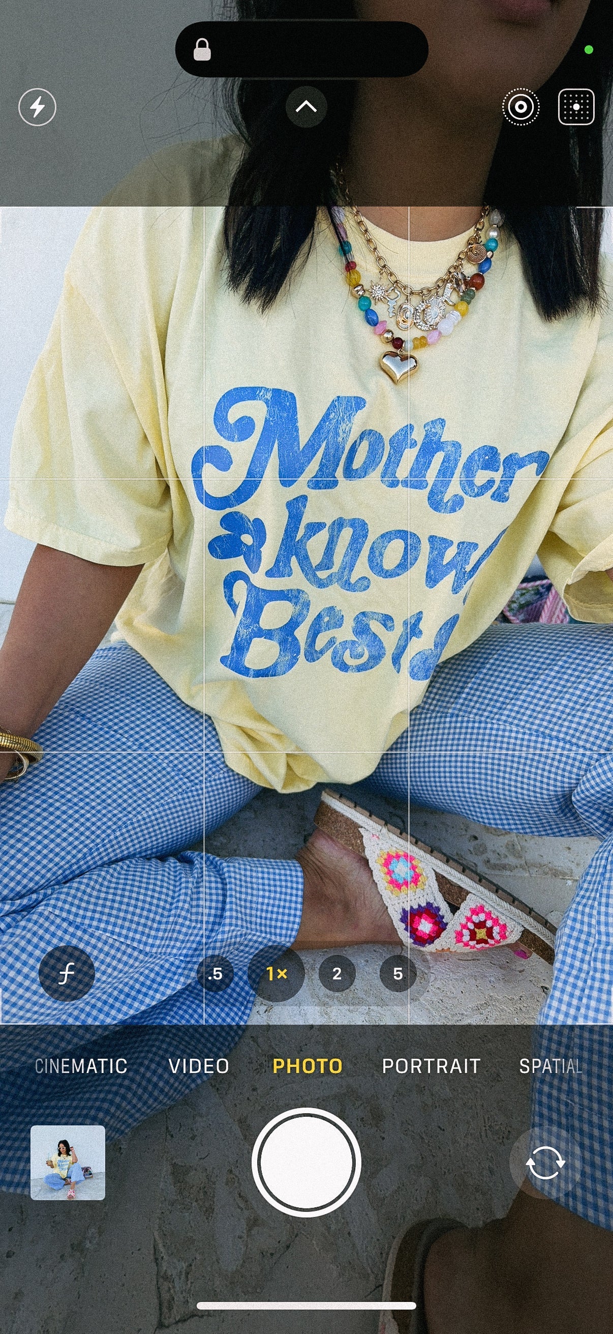 mother knows best graphic tee