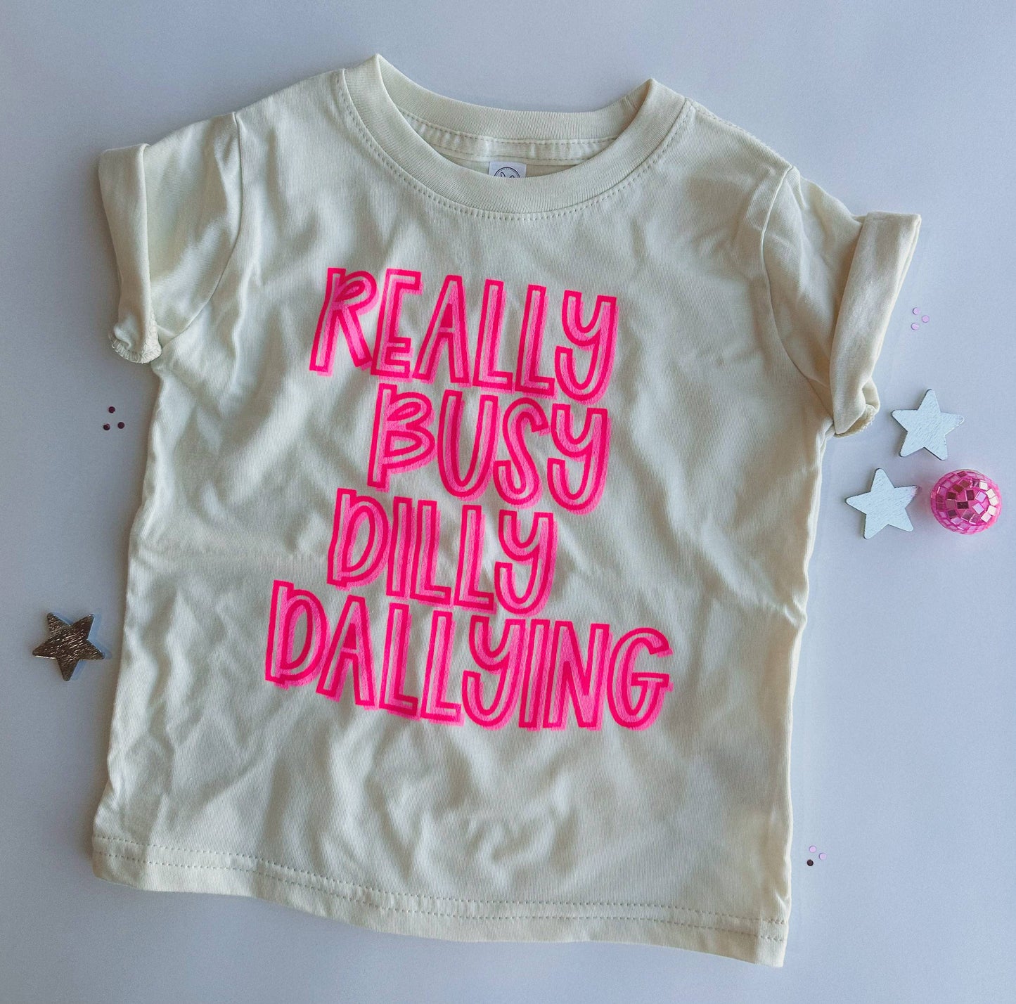 Busy dilly dallying tee 
