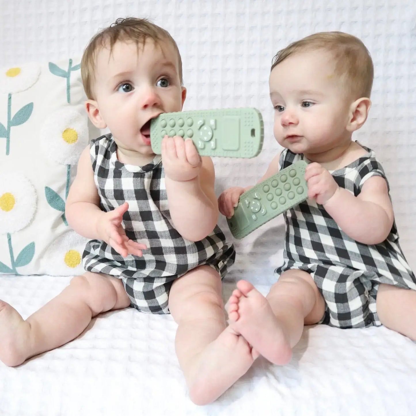 Sensory Popper Teether Phone - Dusty Pink