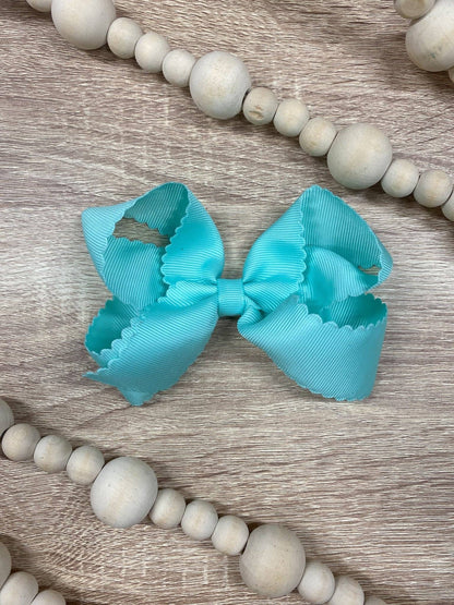 4.5" Classic Scalloped Hair Bow | Headband